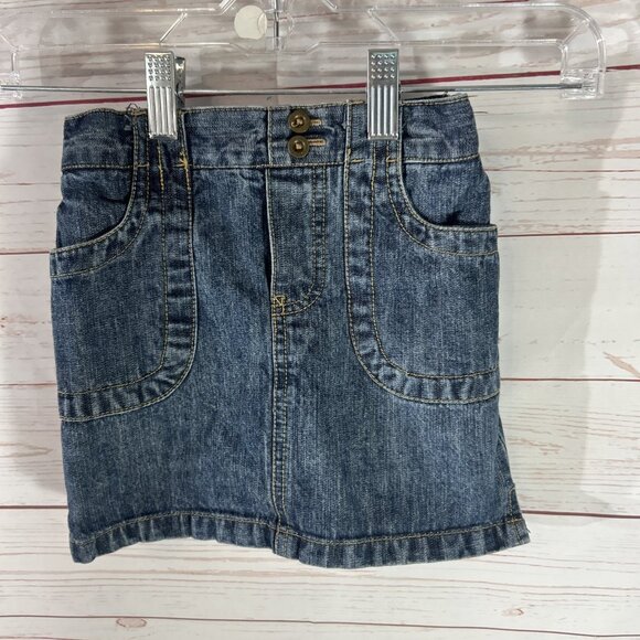 Circo Girls Size 4 T Denim jean skirt with built-in shorts Pull On Faux Front - Picture 3 of 9
